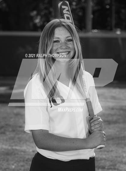 Thumbnail 2 in Oak Ridge (Team & Individual Photos) photogallery.