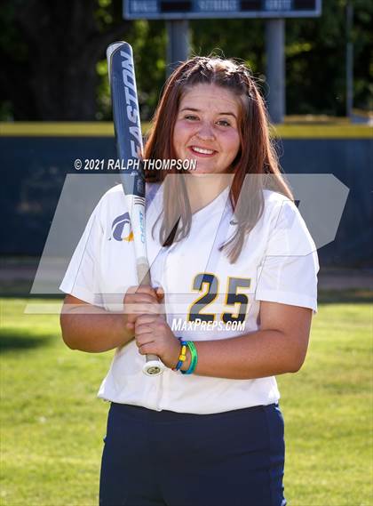 Thumbnail 3 in Oak Ridge (Team & Individual Photos) photogallery.