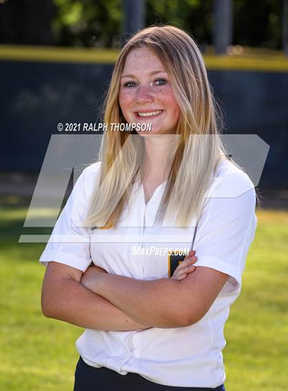 Thumbnail 1 in Oak Ridge (Team & Individual Photos) photogallery.