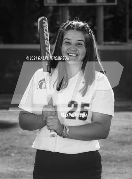 Thumbnail 2 in Oak Ridge (Team & Individual Photos) photogallery.