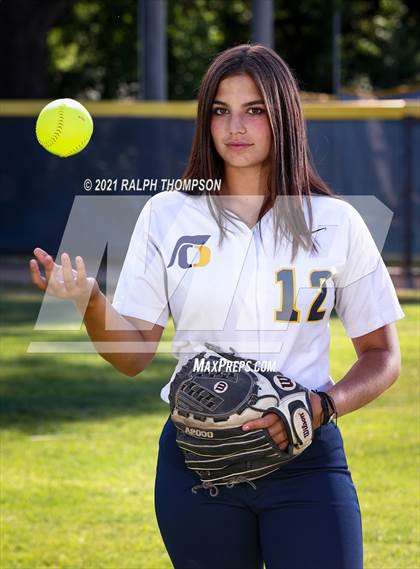 Thumbnail 2 in Oak Ridge (Team & Individual Photos) photogallery.