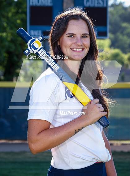 Thumbnail 3 in Oak Ridge (Team & Individual Photos) photogallery.