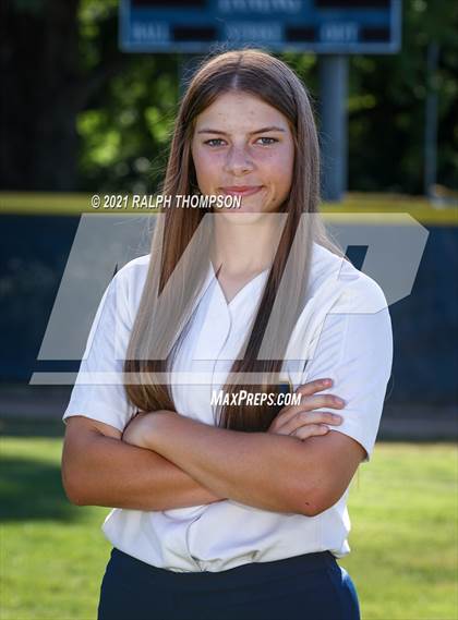 Thumbnail 3 in Oak Ridge (Team & Individual Photos) photogallery.