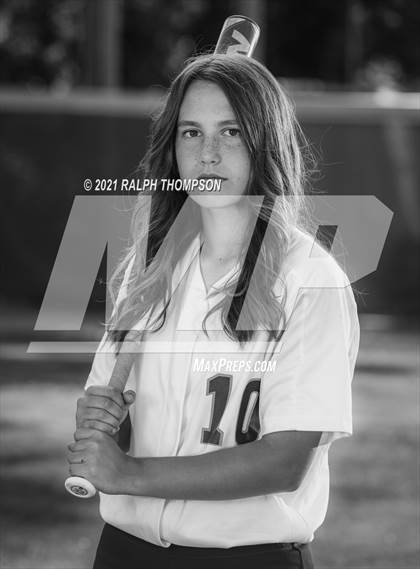 Thumbnail 3 in Oak Ridge (Team & Individual Photos) photogallery.