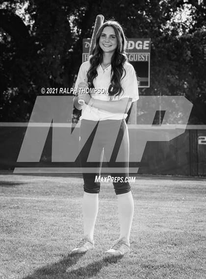 Thumbnail 3 in Oak Ridge (Team & Individual Photos) photogallery.