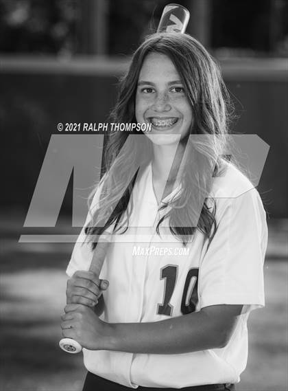 Thumbnail 3 in Oak Ridge (Team & Individual Photos) photogallery.