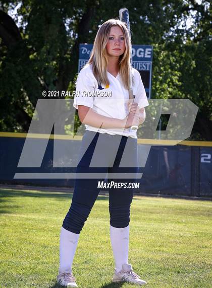 Thumbnail 2 in Oak Ridge (Team & Individual Photos) photogallery.