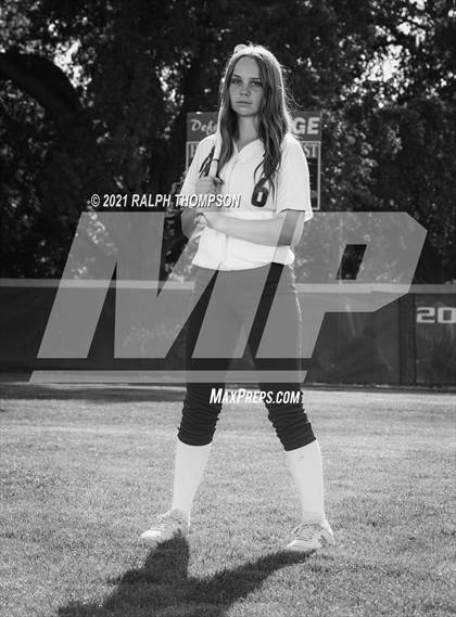 Thumbnail 3 in Oak Ridge (Team & Individual Photos) photogallery.