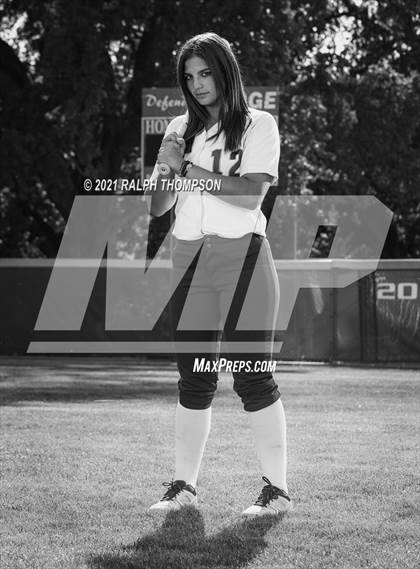 Thumbnail 2 in Oak Ridge (Team & Individual Photos) photogallery.