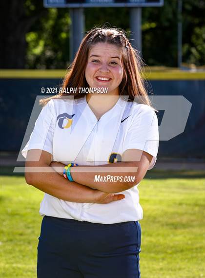 Thumbnail 3 in Oak Ridge (Team & Individual Photos) photogallery.