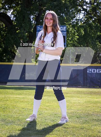 Thumbnail 3 in Oak Ridge (Team & Individual Photos) photogallery.