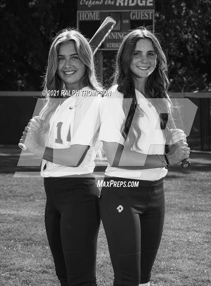 Thumbnail 3 in Oak Ridge (Team & Individual Photos) photogallery.