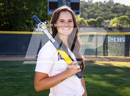 Thumbnail 1 in Oak Ridge (Team & Individual Photos) photogallery.