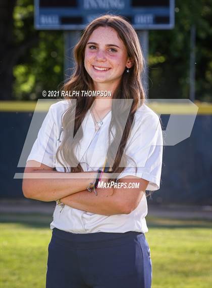 Thumbnail 1 in Oak Ridge (Team & Individual Photos) photogallery.
