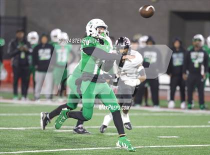 Thumbnail 1 in Lincoln vs. Pittsburg (CIF State Division 1-AA Final) photogallery.
