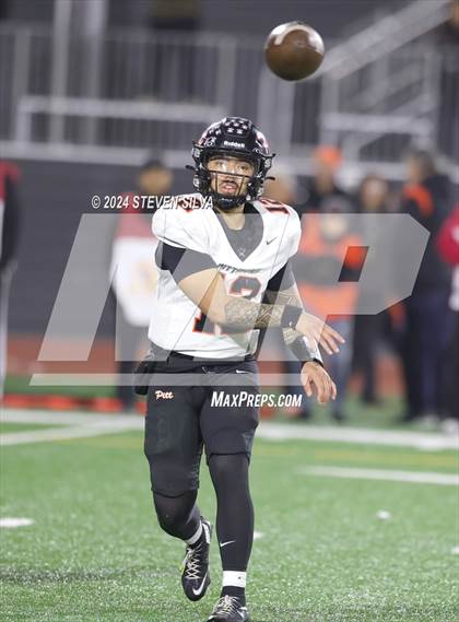 Thumbnail 3 in Lincoln vs. Pittsburg (CIF State Division 1-AA Final) photogallery.
