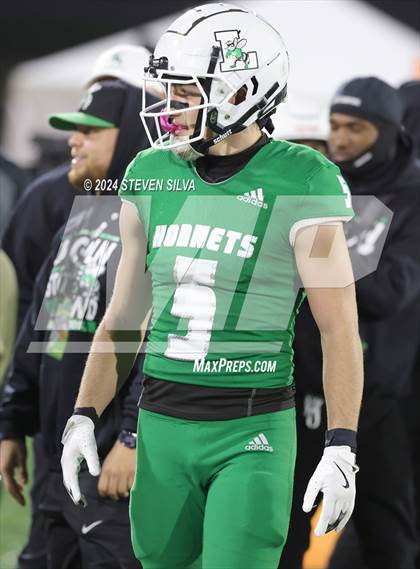 Thumbnail 1 in Lincoln vs. Pittsburg (CIF State Division 1-AA Final) photogallery.