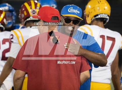Thumbnail 1 in Roosevelt @ Crenshaw photogallery.