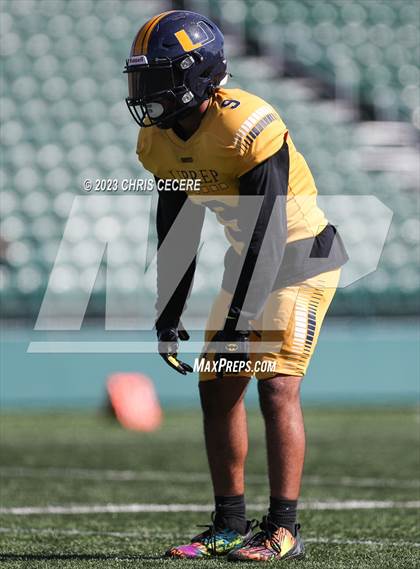 Thumbnail 3 in Fairport @ University Prep photogallery.