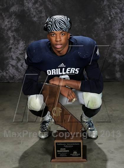 Thumbnail 1 in Bakersfield (CIF State D1 Awards) photogallery.