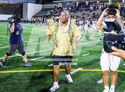 Thumbnail 2 in Polynesian Bowl (Team Mauka vs Team Makai) photogallery.