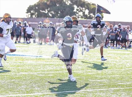 Thumbnail 2 in Polynesian Bowl (Team Mauka vs Team Makai) photogallery.