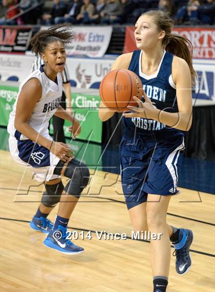 Thumbnail 1 in Bellarmine Prep vs. Lynden Christian photogallery.