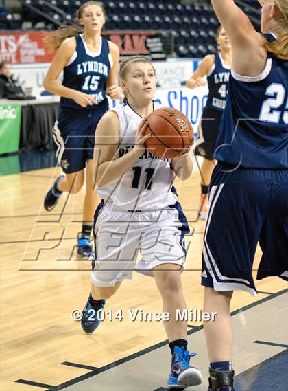 Thumbnail 1 in Bellarmine Prep vs. Lynden Christian photogallery.