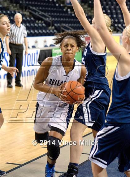 Thumbnail 2 in Bellarmine Prep vs. Lynden Christian photogallery.