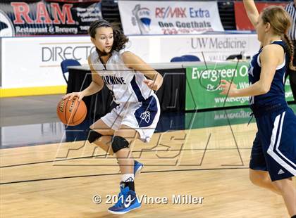 Thumbnail 2 in Bellarmine Prep vs. Lynden Christian photogallery.