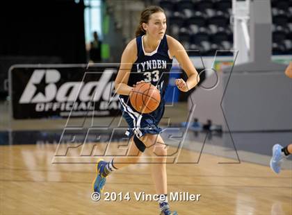 Thumbnail 3 in Bellarmine Prep vs. Lynden Christian photogallery.