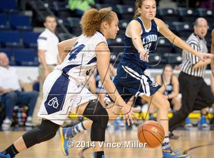 Thumbnail 2 in Bellarmine Prep vs. Lynden Christian photogallery.