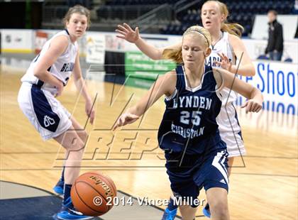 Thumbnail 2 in Bellarmine Prep vs. Lynden Christian photogallery.