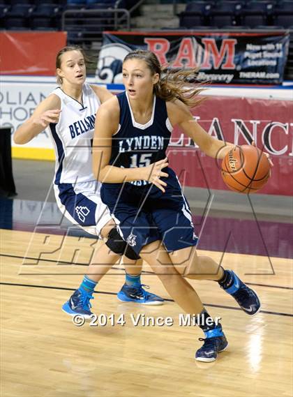 Thumbnail 3 in Bellarmine Prep vs. Lynden Christian photogallery.
