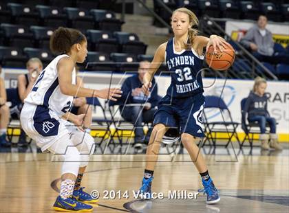 Thumbnail 1 in Bellarmine Prep vs. Lynden Christian photogallery.