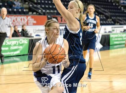 Thumbnail 1 in Bellarmine Prep vs. Lynden Christian photogallery.