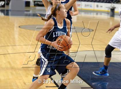 Thumbnail 2 in Bellarmine Prep vs. Lynden Christian photogallery.
