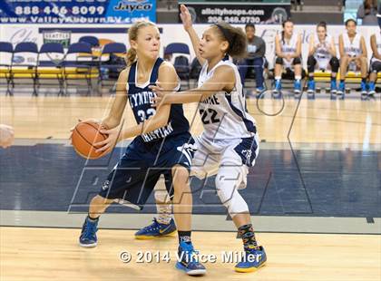 Thumbnail 2 in Bellarmine Prep vs. Lynden Christian photogallery.