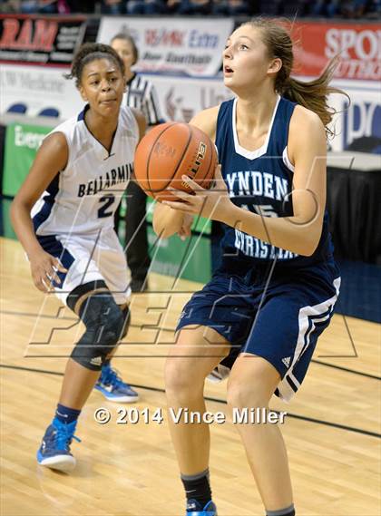 Thumbnail 2 in Bellarmine Prep vs. Lynden Christian photogallery.