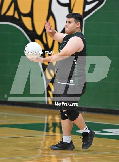 Thumbnail 2 in JV: Sunnyslope vs. Marana (Parents Night) photogallery.