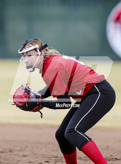 Thumbnail 3 in Liberty vs. Hanford photogallery.