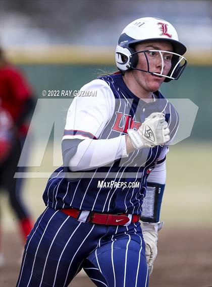 Thumbnail 2 in Liberty vs. Hanford photogallery.