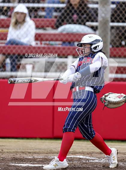Thumbnail 3 in Liberty vs. Hanford photogallery.