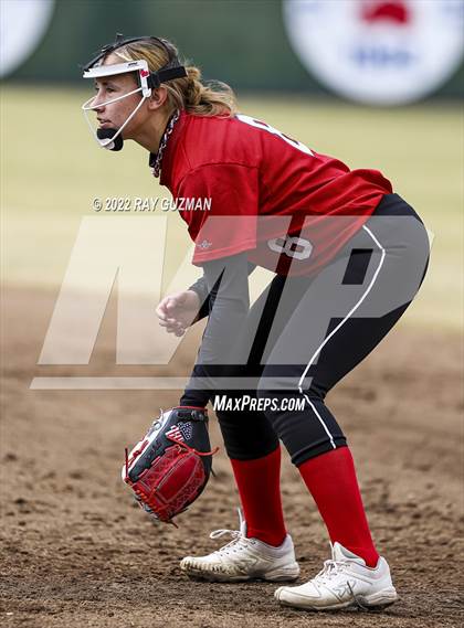 Thumbnail 3 in Liberty vs. Hanford photogallery.