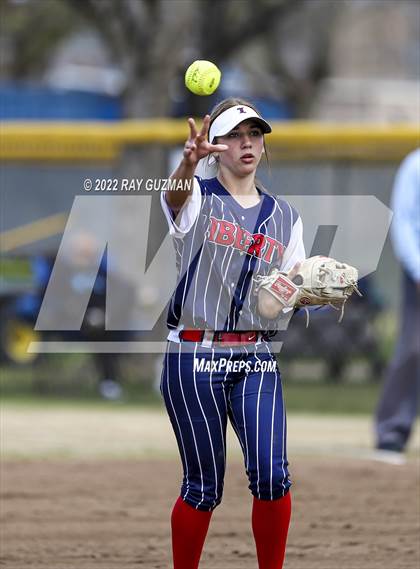 Thumbnail 3 in Liberty vs. Hanford photogallery.
