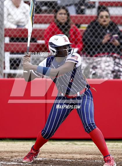Thumbnail 2 in Liberty vs. Hanford photogallery.