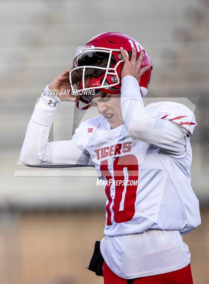 Thumbnail 2 in Duchesne vs. Milford (UHSAA 2A Semifinal) photogallery.
