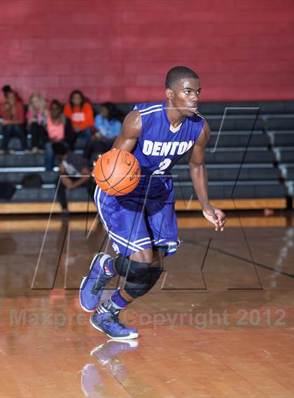 Thumbnail 2 in Turner [R. L.] vs Denton (Carrollton-Farmers Branch Basketball Classic) photogallery.