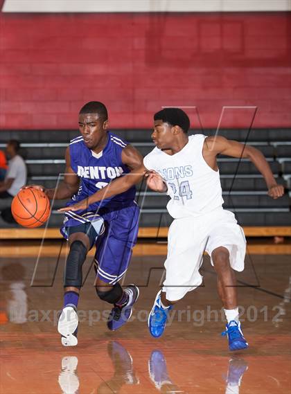 Thumbnail 1 in Turner [R. L.] vs Denton (Carrollton-Farmers Branch Basketball Classic) photogallery.