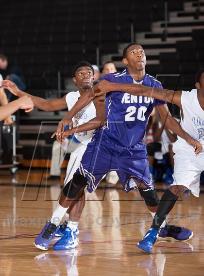 Thumbnail 2 in Turner [R. L.] vs Denton (Carrollton-Farmers Branch Basketball Classic) photogallery.